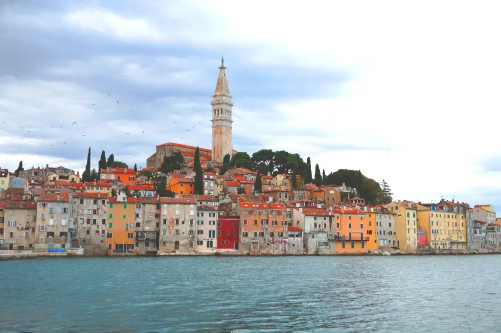 Roteiros de viagem, roteiros personalizados